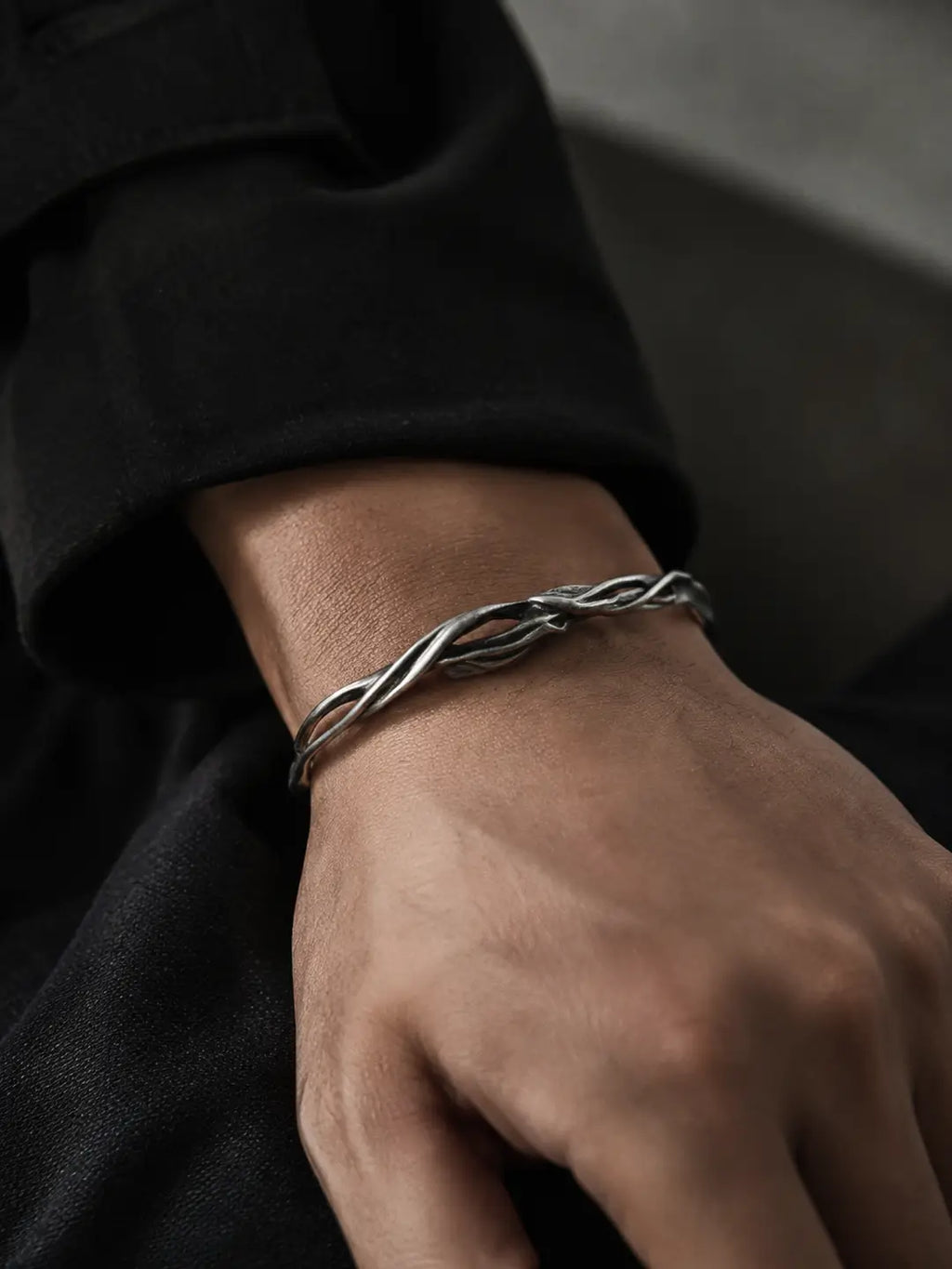LEEWARD · Bangle