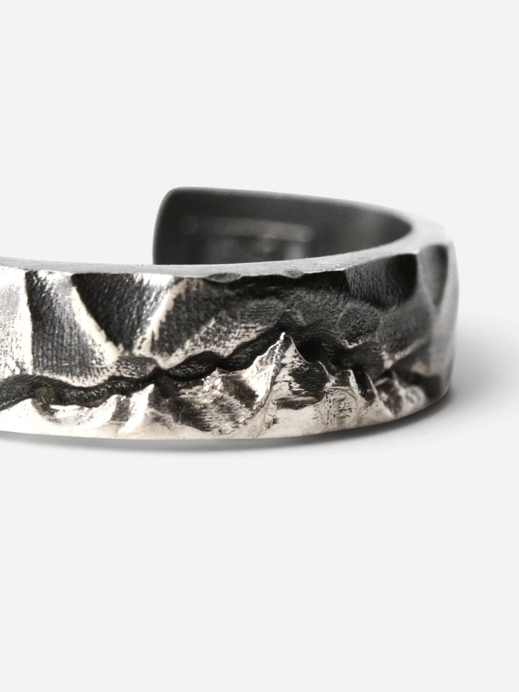 CAIRN · Ring