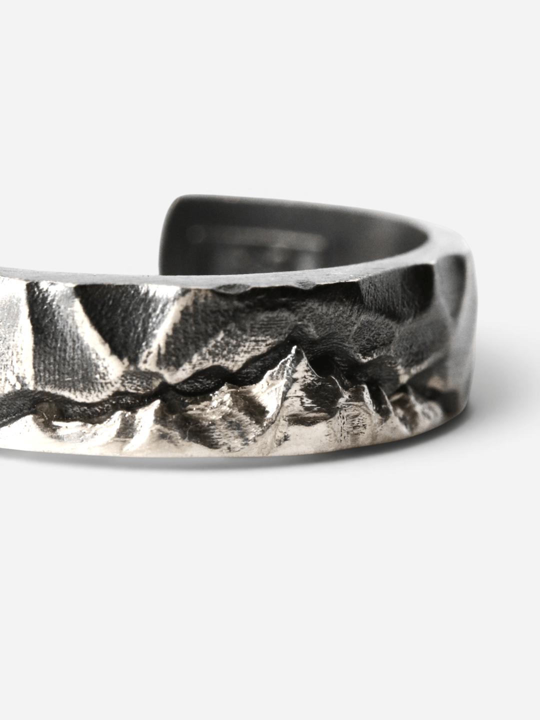 CAIRN · Ring