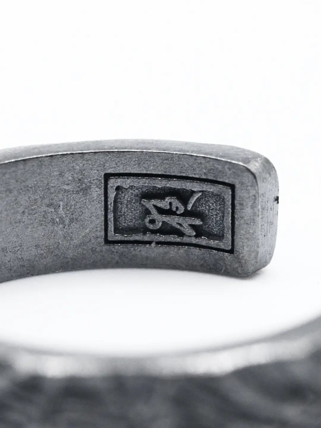 SWELL · Ring